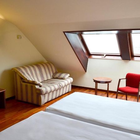Hotel Alda El Suizo Ferrol Extérieur photo