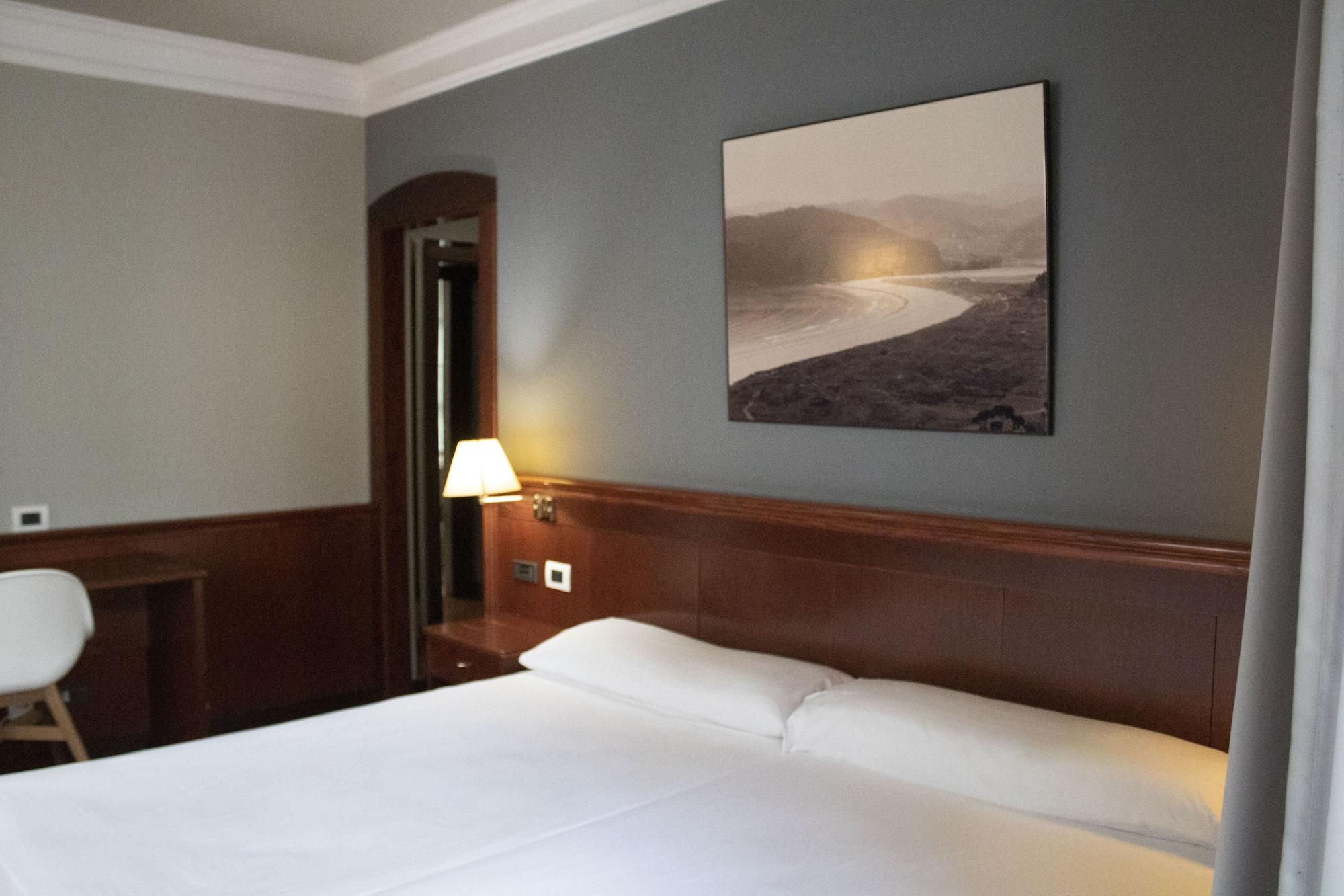 Hotel Alda El Suizo Ferrol Extérieur photo