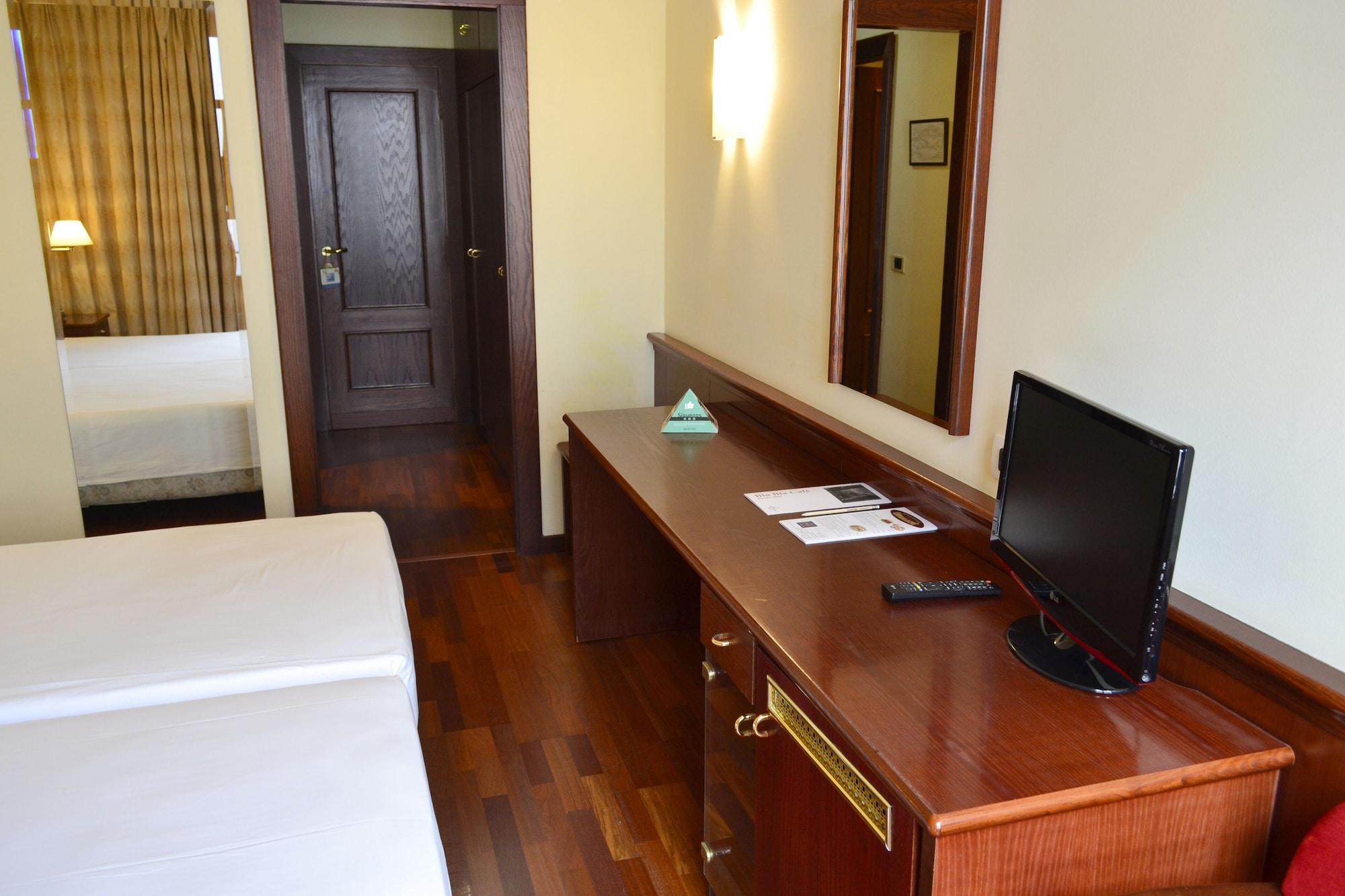 Hotel Alda El Suizo Ferrol Extérieur photo