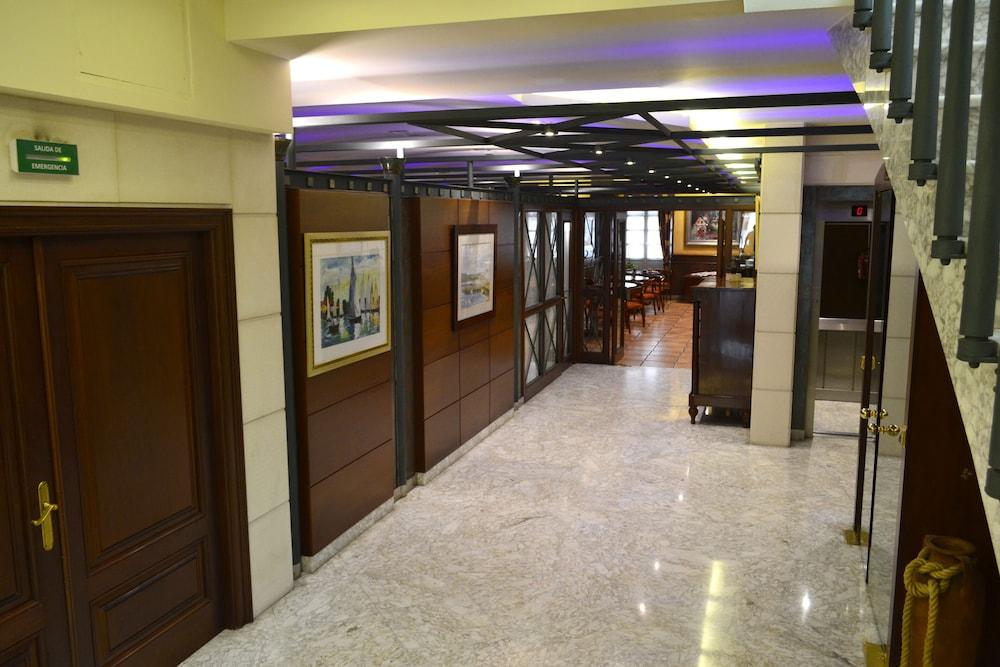 Hotel Alda El Suizo Ferrol Extérieur photo