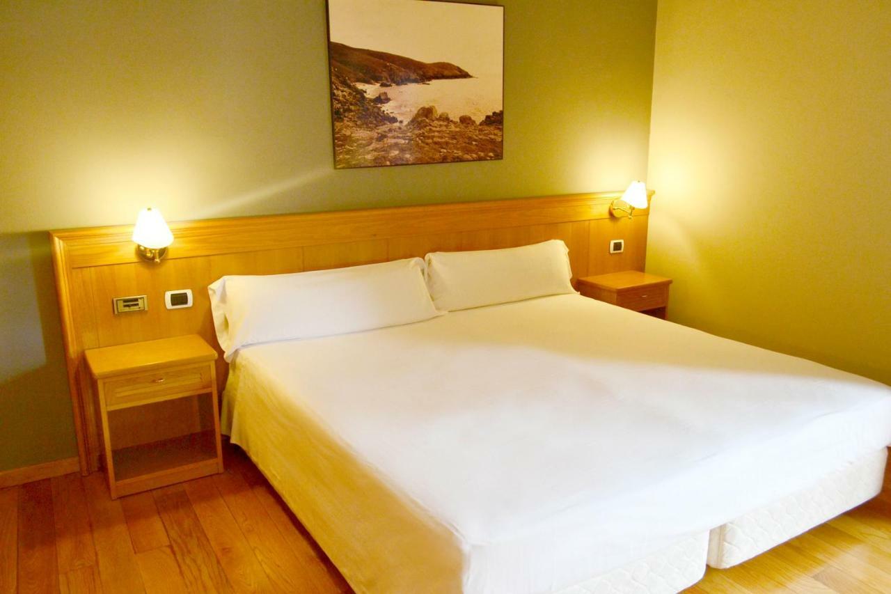 Hotel Alda El Suizo Ferrol Extérieur photo