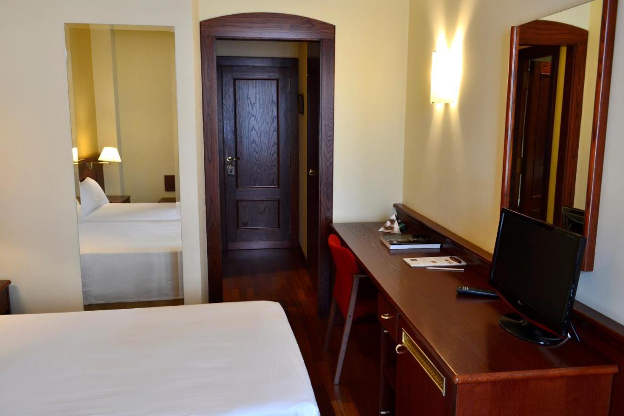 Hotel Alda El Suizo Ferrol Extérieur photo